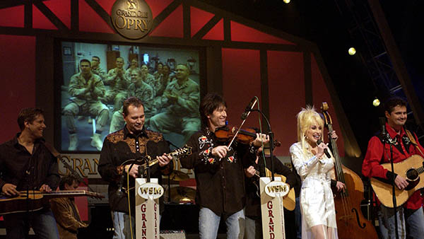 charter bus nashville tennessee attractions grand ole opry dolly parton